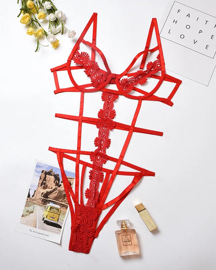 Women's Embroidered Babydoll Lingerie Set - Elegant and Sensual Nightwear