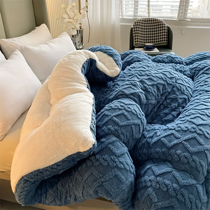 A Piece Of High-quality Thickened Velvet Blanket, Soft100% Superfine Fiber Filling, Light Beige Soft Polyester Fabric, Suitable for Bedrooms And Hotel Rooms(Pillowcases Are Not Included), Winter Warmth Blanket, Fluffy Quilt,