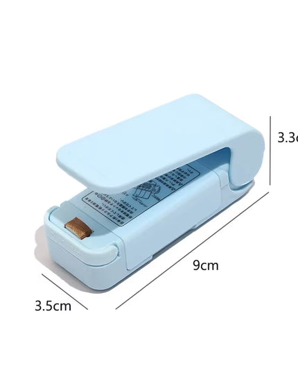 Portable Mini Sealer 2 in 1 Heat Sealer for Snacks Home Use Rechargeable Sealer Vacuum Sealer Snacks Plastic Bag Heat Sealer